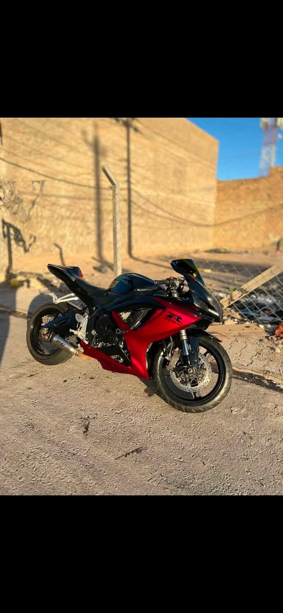 جكسر. GXR 600 ‼️ مرقم مشروع وطني 

موديل 2008 ماشيه ب 50  عليه ادمه كامله من كهربائيات من دشبول ل ذيل و ادامه ثلاجه كامله نوزلات  بلكات  تاير خلفي دهن قبل سبوعين بدلته ومتحركت عليه دراجه   
كفراته نضافتهن 80% بيه شخوط خفيفه  
بيه نضوح مال مي خفيف من واتربم اخسرله ورقه سعر واتربم كامل 

سعر 52ورقه 

مكاني بغداد داوودي.    ***********
