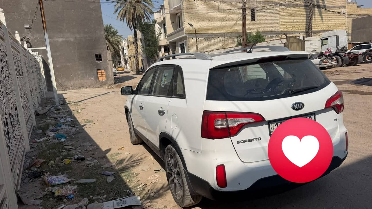 سورنتو 2014 كويتيه مكفوله كفاله عامه  فقط حداديه
ماشيه 250 الف فول مواصفات داخل قرميدي 
تبريد 3 قطع 
مكان الكاظميه ***********

