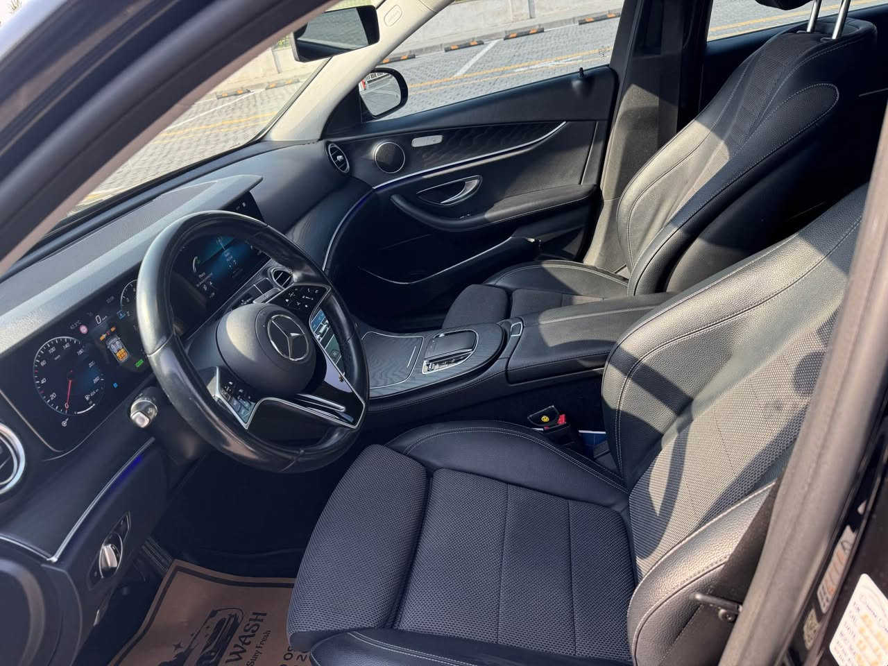 مرسيدس E200 
موديل 2022
وارد اوروبي ماشية 91000 km
سيارة بدون حادث بدون صبغ
سيارة نص مواصفات
رادار / كاميرة / حساس / كشتات هيتر / أوتو ستوب / تحديد سرعه / قراءة علامات شارع / كشتات نص جلد / كشن كهربائي / شاشه كبير / جامات كهربائيه/ اينارة داخلي ١٦ نوع 

سعر 31500$ 
What’s  *********** أربيل, العراق
