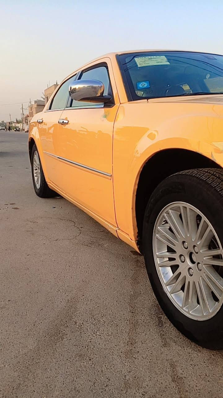 السلام عليكم اوباما موديل 9 اصل مكينه 3 ونص سياره جديدة مكينة حاوية هسة شادهة تكفل السيارة كفالة عامة من الحادث رقم السيارة بغداد تحويل ثاني يوم مصفرة هيئة وغرامات مكان السيارة كوت السعر 110 رقم الهاتف ***********
