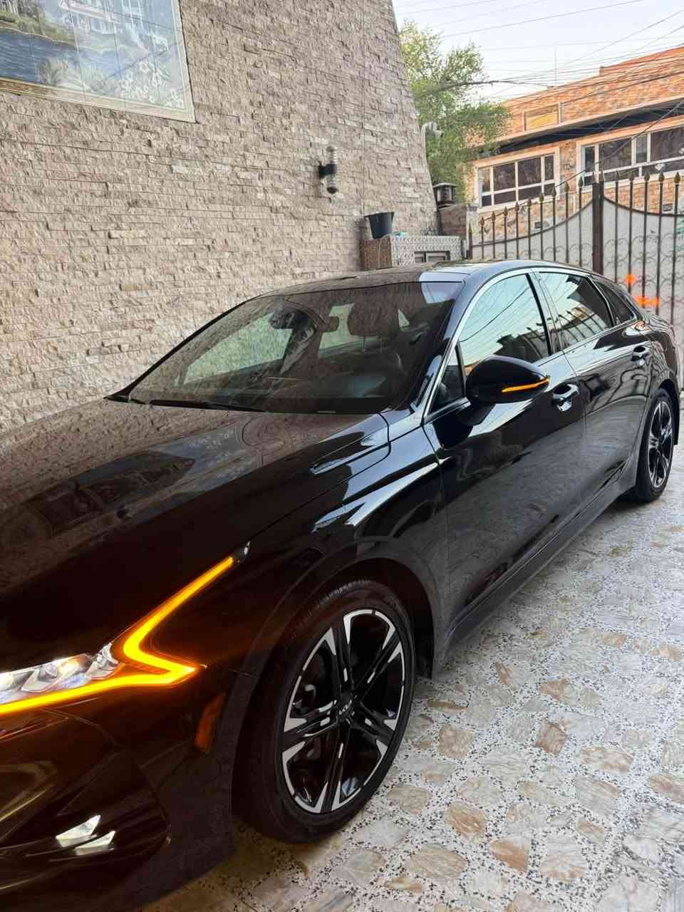 سلام عليكم كيا كي فايف موديل ٢٠٢٤ جي تي لاين فول مواصفات حادثها جانلغ امامي وشويه بلصندوك بدون ايرباك السياره استخدام شخصي ماشيه ٦٦ الف كيلو 
للاستفسار *********** 
مكانها المشتل او زيونه
