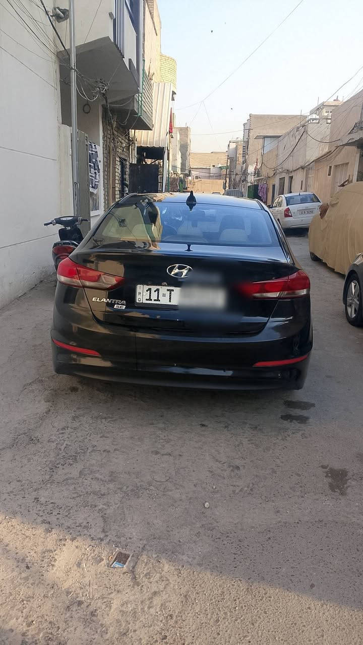 سلام عليكم الانترا موديل 2017 امريكي مكينه الفين دوش غير مفتوح سياره بيها باب لسائق مبدل بس مبدل ببلادي بدون صبغ لسياره كلها سياره كير بحاله جيده مكينه بحاله جيده تبريد ثلج تتفئه شغاله لايت زنون عالي ناصي شاشه كامره دواره سياره بلاديه عله وظع لشركه غرفتها كلش جديده رقم بغداد نكليزي سياره بسمي تحويل مباشر سياره كلش حلوه ونظيفه وجاهزة عله اخر حبايه السعر 110 وبيها مجال مكان السياره كرخ شارع حيفاء رقم الهاتف *********** لغد شاصي تكم قماره حوض كفاله تجي تشوف بعينك اي ظرر كروتك عليه
