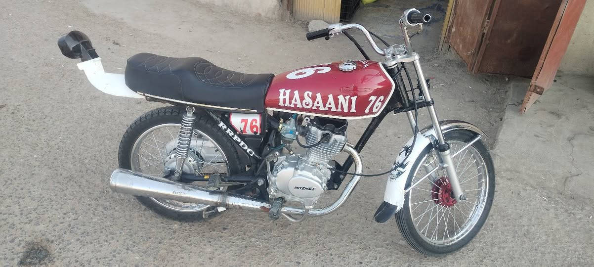 دراجه ايراني مكينه   انتنس مامفتوحه  تعميره جديده دراجه حلوه وجاهزه سعر 625 وبيها مجال بصيط مكان ناصريه كرمه بني سعيد القبس للاتصال ***********
