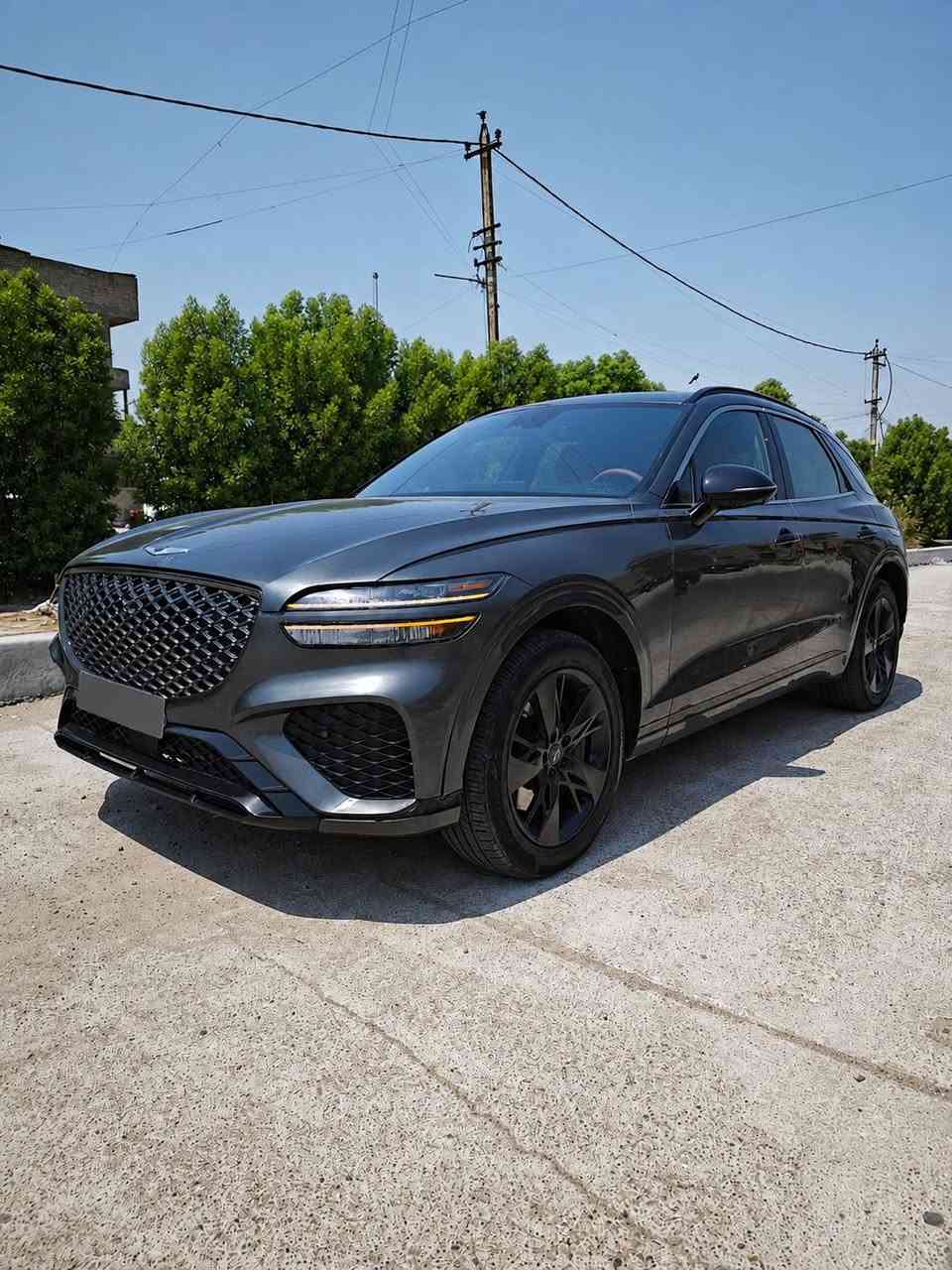 جينسيس  GV70 برستيج 2022 (فول)
 – 6 سلندر 3.500

محرك برغي ما مفتوح كفالة
الممشى: 61.000 ميل 
الداخلية: ماروني
 إيرباكات سليمة 
التقنيات والمساعدة بالقيادة:
كاميرات 360 حساسات أمام/خلف انصدام توقف ذاتي
رادارات (تتقدم وترجع بالريموت) 
ريموت تشغيل/تحكم
تبريد وتدفئة الكشنات
مساج الكراسي
مواصفات “ما تخلص”
االصبغ:
(مجموع 6 قطع صبغ) بدون تبديل 
لا بارد ولا حار كل القطع بلادية
سبب الصبغ: اصفرار بالكشر
انارة داخلية + إنارة إضافية 
سعر جدا مناسب 235 ورقة 
 للاتصال / شراي يتصل: ***********
سيارة ب اسمي رقم جديد دولي تحويل ثاني يوم
