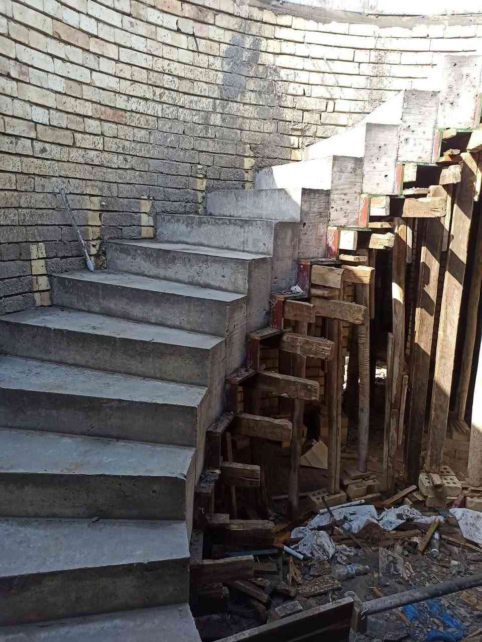 نجار متفرغ حاليا، شغل نظيف وعمل درجة اولى وبأسعار مناسبة للتواصل راسلني عالخاص او اتصال ***********
