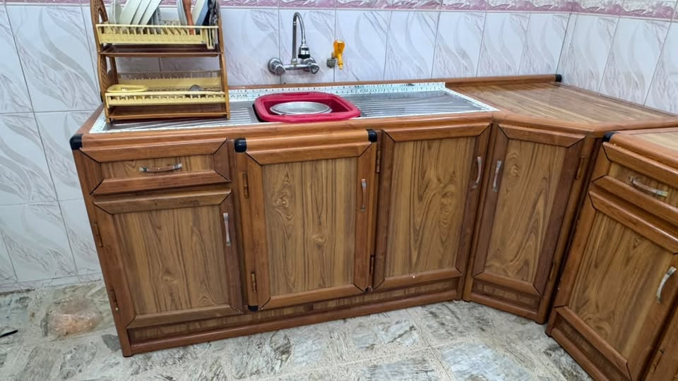 مرحـباً ..

عارضيـن هذا الكاونتـر بدون ملحـق للبيـع السـعر ٣٥٠ ألف وبـي مجال بعد

طول السنك مع الزاوية ٢٢٥ سم
والباقي ١٨٠ سم 
العرض ٥٠ سم

للتواصل او الاتصال على هذه الارقام 

*********** 
***********

العنوان بغداد/ الغدير
