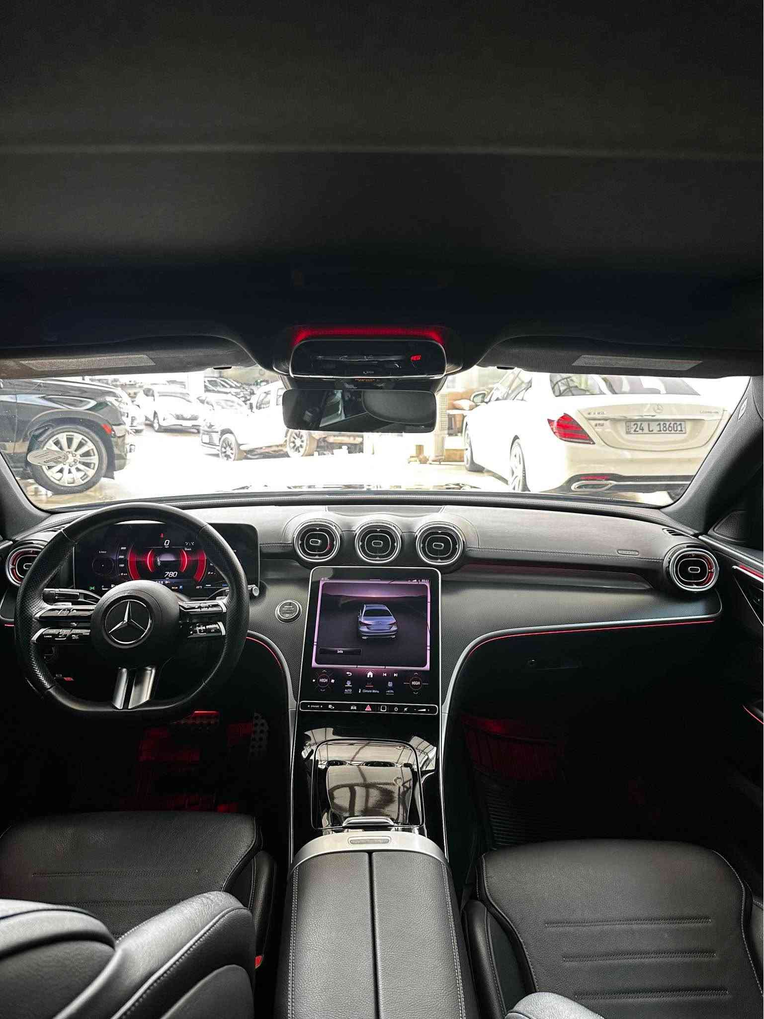 C300 AMG • ٢٠٢٤ • بدون رقم