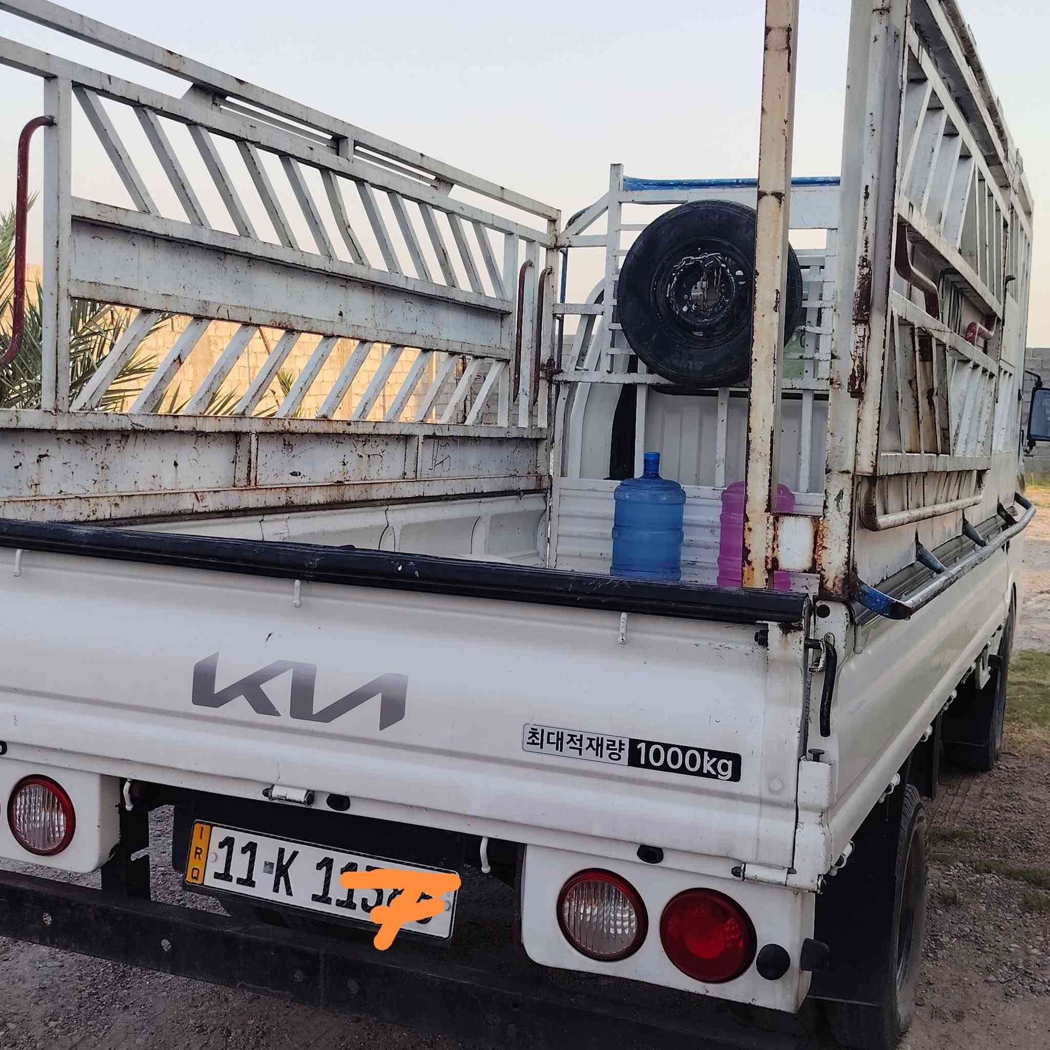 سلام عليكم كيا بنكو 96رقم بغداد انكليزي 8جنكال سياره خير من الله  سعرهه 48وبيهه مجال قليل مكانهه تاجي سبع لبور ***********
