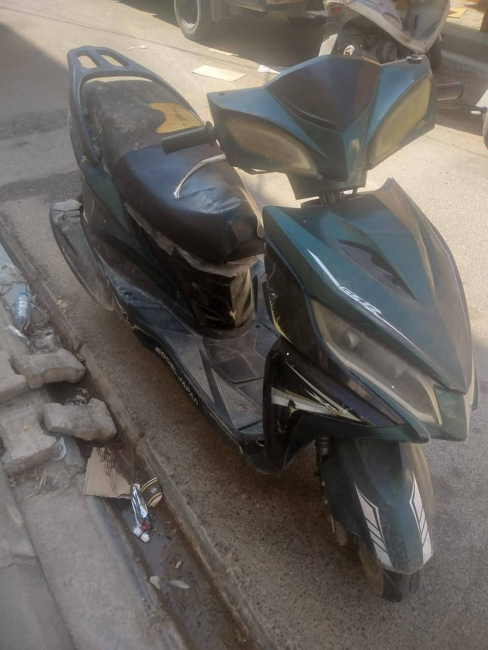 دراجه سكنس محور مكينة ماكس شرط المكينه فول نضافه ضفيره كامله لايت بك لايت اشاير سلف عوزه بس شخاطه وين ماتريد روح افحص السعر 200 وبيها مجال للشراي مكان السماوه تواصل خاص او اتصال ***********
