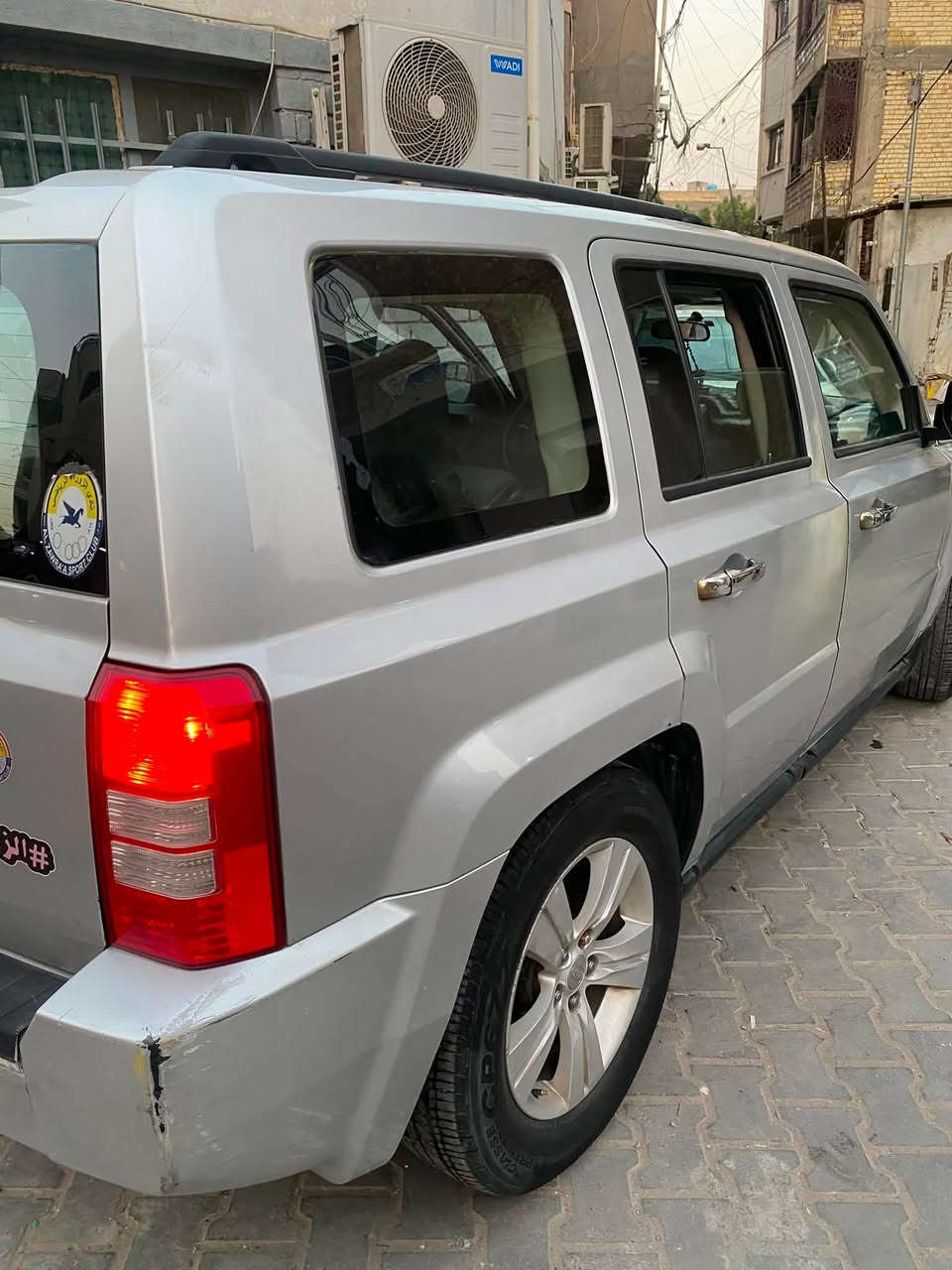 سلام عليكم جيب باتريوت   موديل ٢٠٠٨ محرك ٢٤٠٠ تبريد شغال كير اوتاماتيك  شاشة كاميرا خلفية كير ومحرك مكفولات باتري جديد كهربائيات شغالة الدواخل نظيفة السنوية ل٢٠٢٨ باسمي تحويل ثاني يوم رقم بغداد إنكليزي هزة جديدة السعر ٧٢ بيها مجال بسيط الرقم ***********
