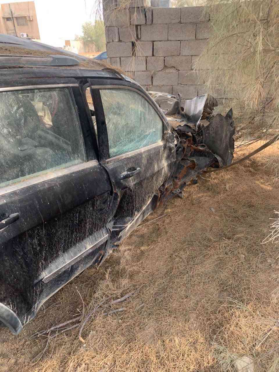 Jeep 2011
اضرار حادث
تنباع 25ورقا 
البصرة الزبير
*********** بس مستعجلين عليه
اليتواصل يبلغ من طرف ام سيف
