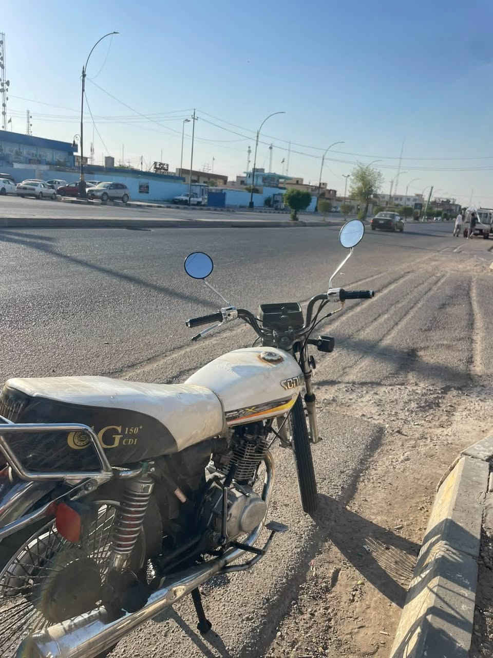 السلام عليكم دراجه تايكر موديل ٢٠٢٣ محرك مبدل بي كام شفت وملف كهرباء شغاله عايزها صفاحيه وحده وجاملغ امامي فقط ب٣٠٠وبيها مجال أبو ال٢٠٠لاتخالرني خلاص *********** اتصال فقط خاص مارد
