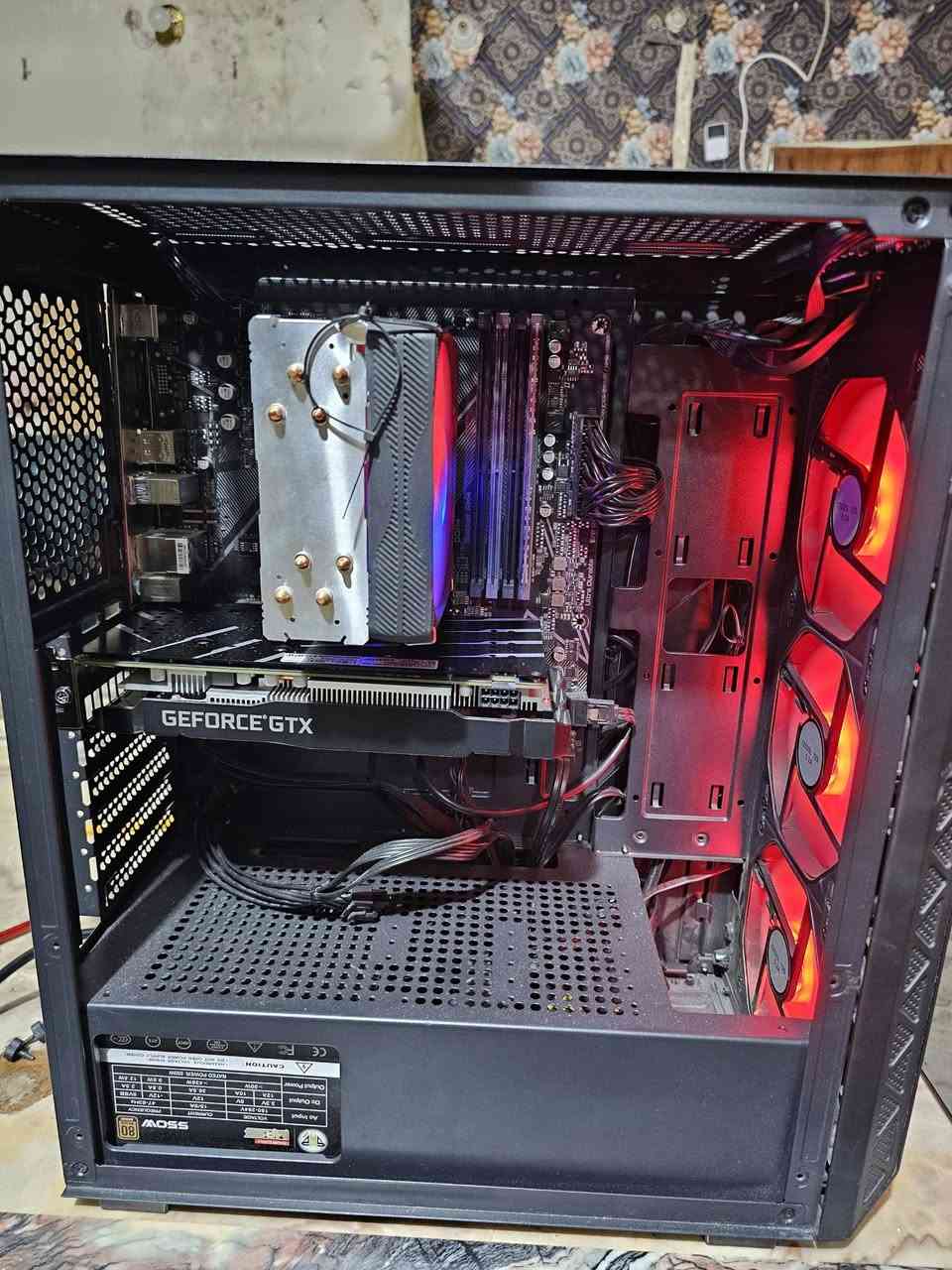 Pc للبيع مستعمله فتره مو هواي سبب البيع محتاج فلوس 
مواصفات الpc
NVIDIA  GTX 1660 TI 6GB OC 2 FANS GALAX
RYZEN 5 5500
RAM 16GB 1X16 LEAXER BLACK 
M.B AORUS M-K 4 SLOT RAM + 2M.2 
POWER SPPLY 550 WATT MASS BLACK
SSD 256
HDD 500
Cooler MASS AIR GOOD 
CASE 3 FANS REVERS
كراتين الكارت و البور سبلاي و المبرد موجودات +وياهن هديه ماوس و كيبورد و سماعات 
السعر 650و بي مجال 
مكاي بغداد وذا تريد توصيل همين موجود وذا تحب تجي تفحص همين عادي 
الاستفسار اكثر واتساب
***********
