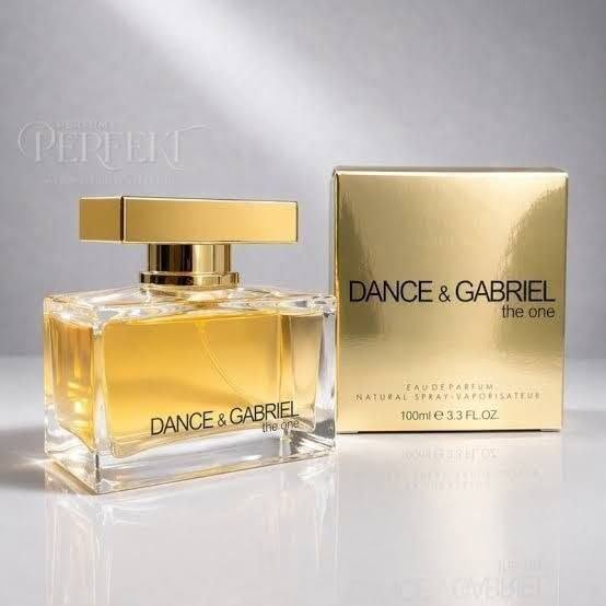 ✨ عطر دانس آند غابرييل ذا ون – DANCE & GABRIEL THE ONE ✨
عطر نسائي أنيق وناعم بتصميم فاخر، مناسب للمرأة اللي تحب العطور الراقية ذات الحضور الجميل واللمسة الأنثوية المميزة. يأتي بحجم 100 مل وبتركيز Eau de Parfum – أو دو بارفان. 

🌸 دانس آند غابرييل ذا ون يتميز بطابع عطري أنثوي يميل إلى الأجواء الزهرية الناعمة، مع إحساس منعش وأنيق يخلي العطر مناسب للاستخدام اليومي وكذلك للمناسبات والطلعات. 

💛 شنو يميز العطر؟
✔️ رائحة أنثوية راقية وناعمة
✔️ مناسب للمرأة اللي تحب العطور الملفتة بدون ما تكون مزعجة
✔️ حجم 100 مل مناسب للاستخدام المستمر
✔️ تصميم القنينة والعلبة يعطي إحساس بالفخامة والأناقة
✔️ مناسب للدوام، الطلعات، الزيارات والمناسبات
✔️ اختيار حلو كهدية لمحبات العطور النسائية 🌷

السعر ١٠ الالف 
🚘يوجد خدمة توصيل لجميع محافظات العراق ٤ الاف🚘 

📦 للحجز والطلب:

📲 واتساب أو اتصال: ***********
💌 أو مراسلة الصفحة مباشرةً

✨ MIXA STORE | كل اللي تحتاجينه بمكان واحد
