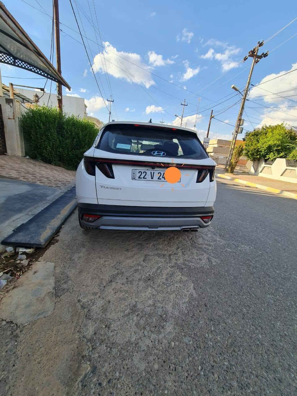 هيونداي توسان ٢٠٢٥ ماشي بس ٣الف جديده سياره 
بأسمي 
مواصفات تبريد مقاعد و تحكم كهربائي مرايات شفط 
صندوق كهربائي 
شاشه أندرويد اوتو وابل كار بلي.....
السعر ٢٢٠ وبيه مجال 
رقمي *********** موجود واتساب كركوك, العراق
