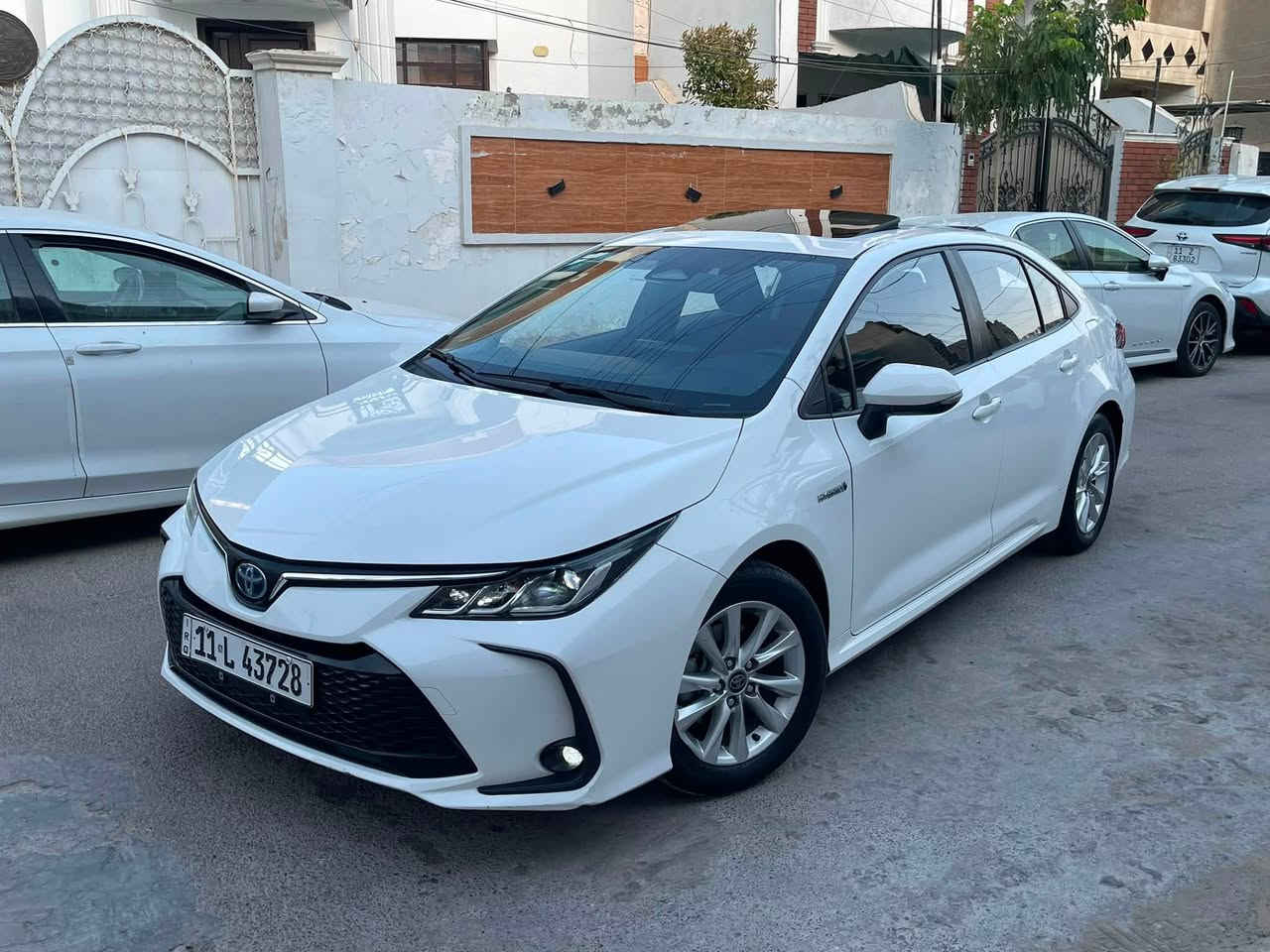 السلام عليكم
للبيع تويوتا كورلا هايبرد 
الشكل الخليجي 
موديل 2024
ماشيه 28 الف كيلو 
بيها بارد مكانين كلش صغار
جاهزه من جميع النواحي
رقم بغداد تحويل مباشر 
السعر 147 وبيها مجال بسيط 
للاتصال ***********
مكان السياره بغداد حي الجهاد حي الحسين
