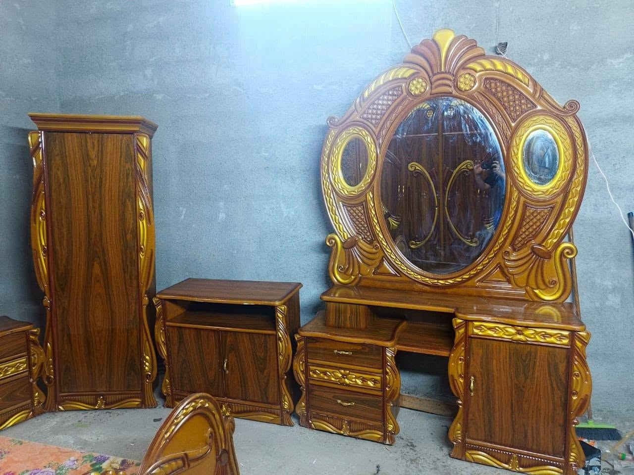 غرفة اخشاب صاج الضهر جرجوبة الزاوية فر اي ضرر ما بيهة نضيفة حيل السعر ٦٥٠ المكان بغداد الحسينة مال راشدية للتصال*********** متواجد واتساب وعندي توصيل
