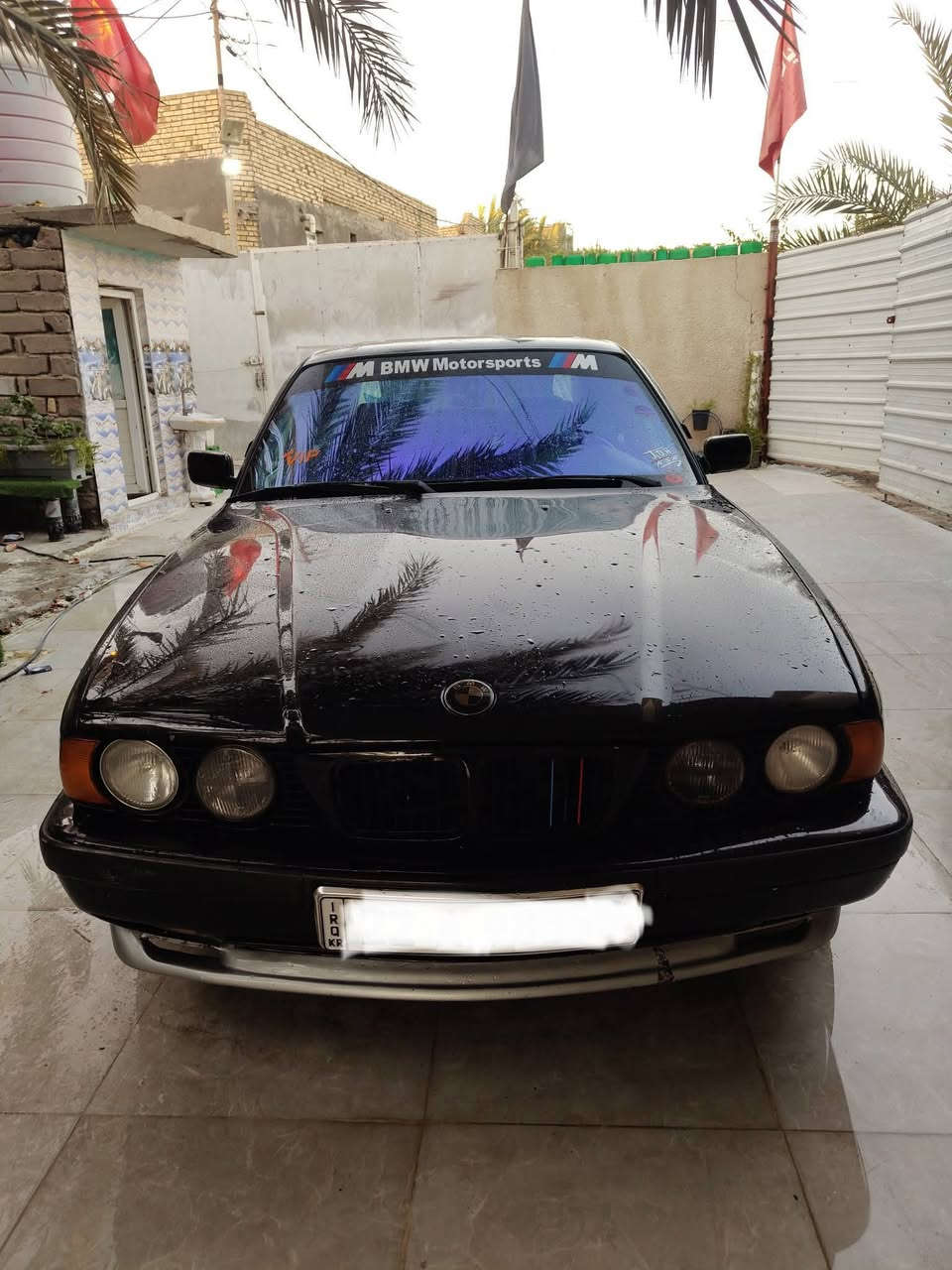 سلام عليكم للبيع بي ام دبليو مديل 1993رقم اربيل عندي  وكاله عامه بسمي سياره نضيفه وحلوه غرفتها جديده مكينه وكير حلوات تبريد شغال للستفسار لاتصال على الرقم#*********** عنواني البصرة ام قصر
