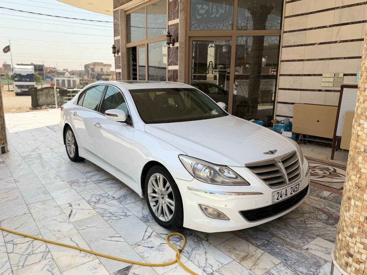 سلام عليكم 
جنسس 2014 خليجي رقم دهوك كفاله عامة عدا بنيد مفتوح فقط سونار موجود مواصفات فول فتحة بصمة منظمة لايت زنون عالي ناصي تبريد كير مكينه حدادية شرط مكينة 3300 مواصفات معروفة جديدة كلش ما ناقصها برغي سعرها 140$ وبيها مجال 
مكاني الديوانية الحمزة الشرقي 
***********
