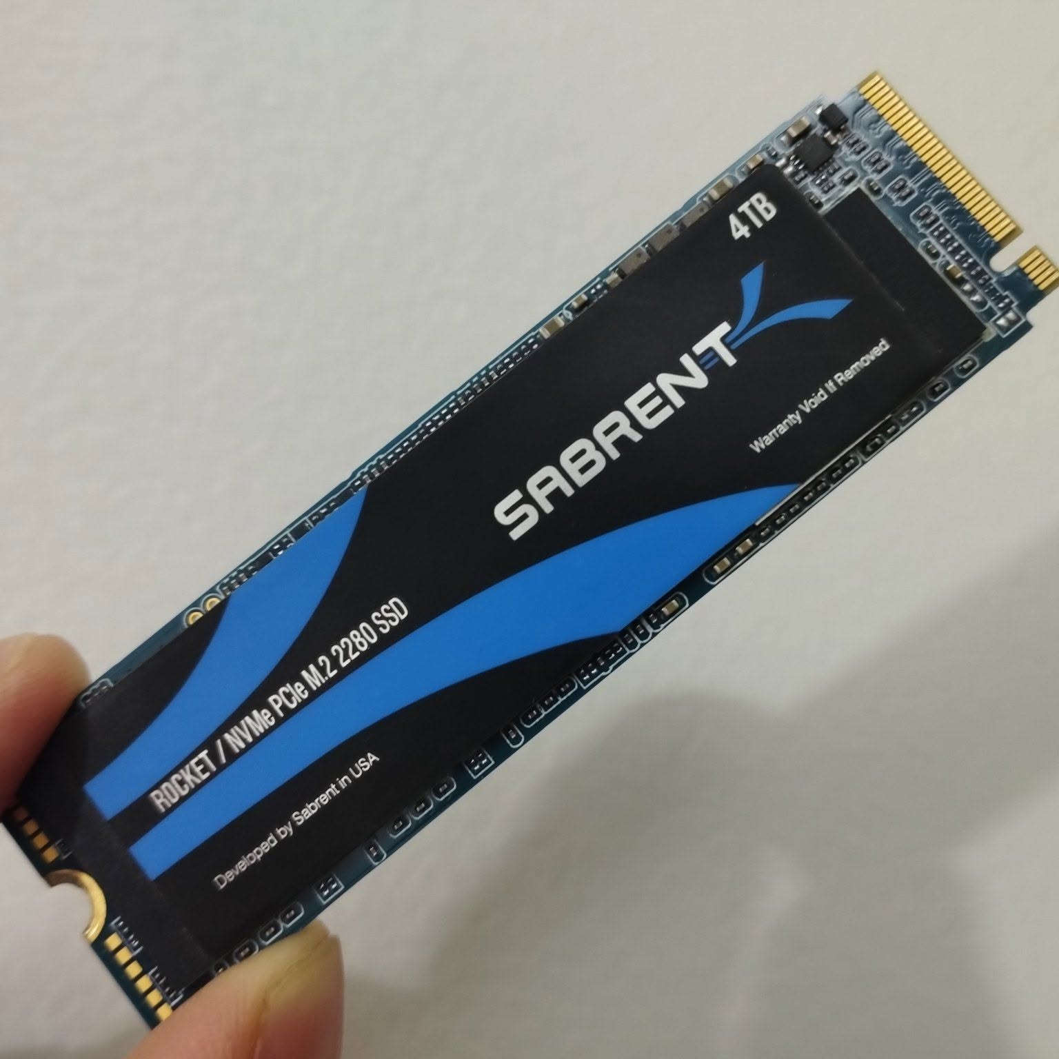 متوفر 
رامات DDR5 RAM
JUHOR 32GB 16×2 5600MHZ
سعر 450 الف سعر ثابت

RELETECH P400 EVO 1T M.2 نسخة DRAM جديد
سعر 165

SAMSUNG M.2 1T مسحوب من لابتوب HEALTH 98% 
سعر 145

Samsung portable SSD T7 1T جديد OPEN BOX كامل الملحقات 
سعر 250 الف 

SABRENT 4T M.2 HEALTH 100% 
سعر 450 الف

للتواصل خاص او واتساب ***********
