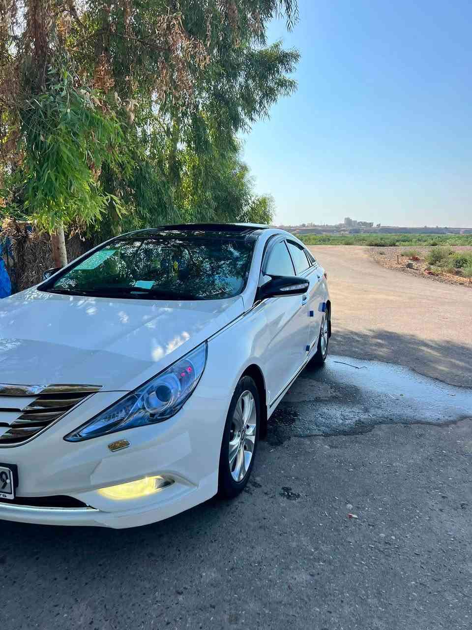 السلام عليكم. سوناتا مضلع  موديل 13 أدوات  خليجي بصنه تشغيل بصمه ابواب تبريد محرك 2400  بانو رومه رقم الهاتف ***********
