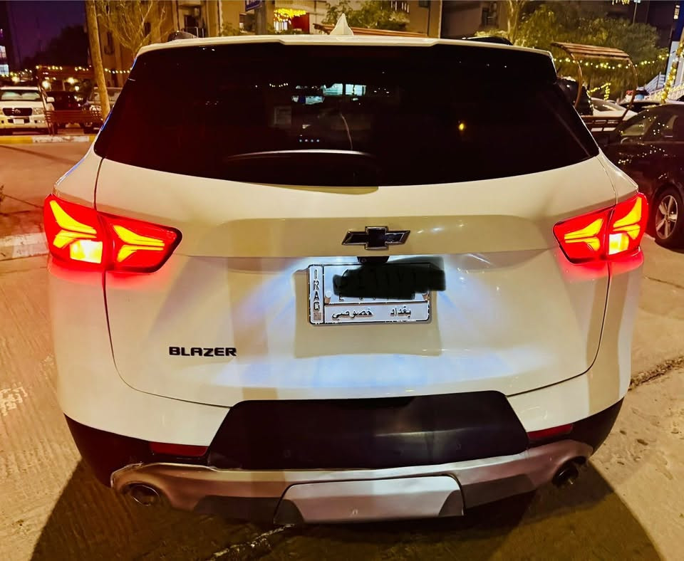 بلايزر   ٢٠٢٢/2Lt/٦ سلندر/

حادث خلفي قبغ جنطة مبدل/كاملة مابيها اي نقص /مداريتها بنزين محسن و ارقى انواع الدهن/استخدام قليل/لون ابيض و اسود/داخل اسود/جلد/تحكمات/بانوراما/اشاير بالمري/رادار/كامرات ٣٦٠/ماشية ٤٤كيلو/
سيارة نظيفة جدا
/بدون ايرباك/رقم بغداد/سنوية بإسمي
رقم الشاصي 3GNKBDRS7NS178395

📍للاستفسار والتواصل ***********
