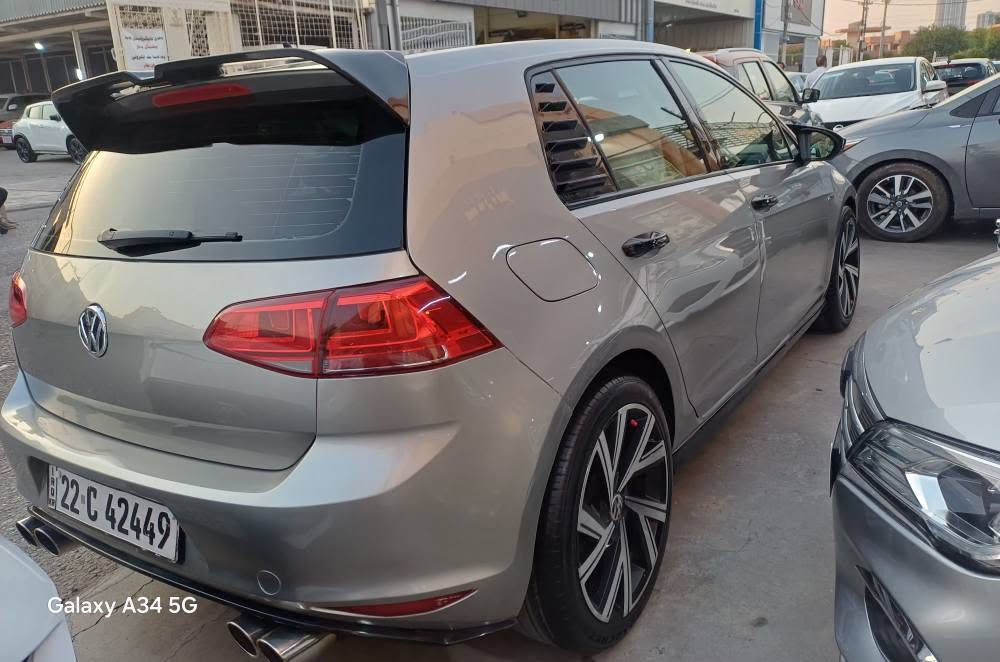 گۆلف 2015 TSI مە کینە 18 تۆڕبۆ سە یارەکە زۆرخاوێنە یەک پارچە و نییوی هەیە  بێ ژورێ بێ ئێڕباک .فولە بە س پانۆڕاما نییە .شوێن هە ولێر.*********** أربيل, العراق
