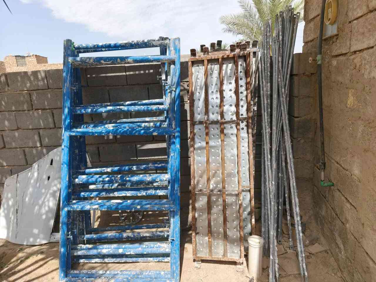 سكلات قفاصه للبيع سعر القفص  75 مكان بروانه حي الشرطه ***********
