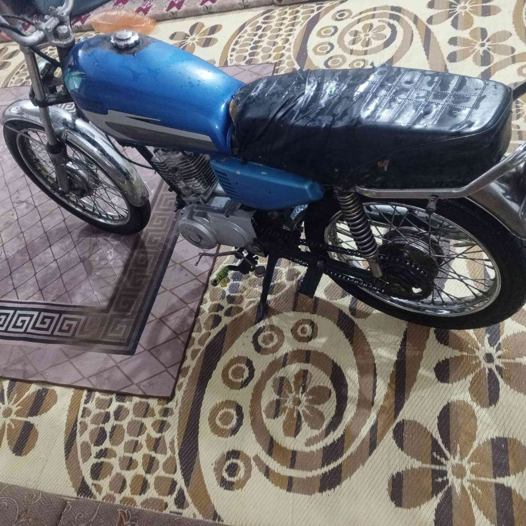 اربعه كير • كلك • يحتاج لاستيك