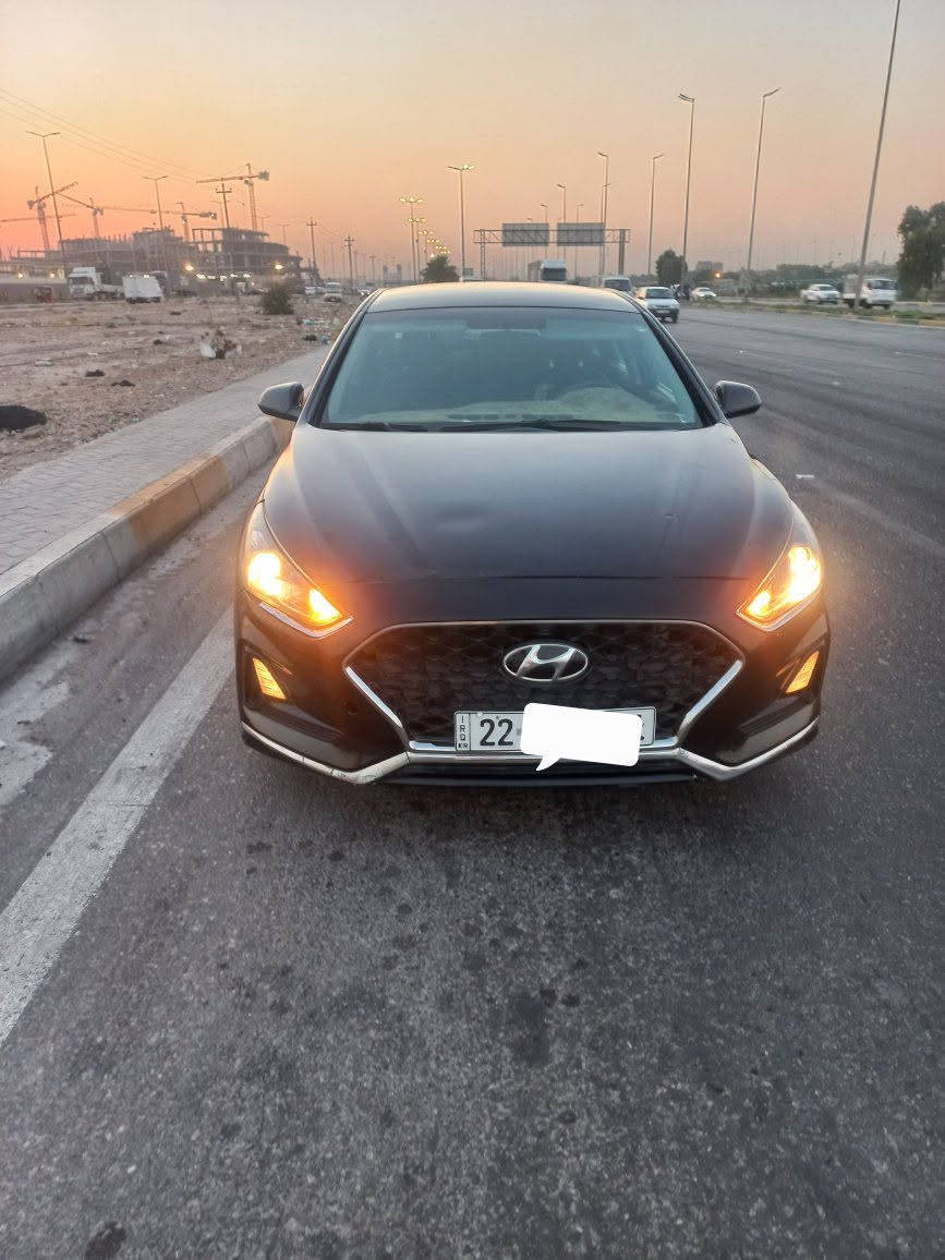 سوناتا موديل 2019 رقم جديد اربيل بأسمي بيها تبديل جاملق وباب . مكانها بغداد.. السعر 115..
للاتصال *********** ..
