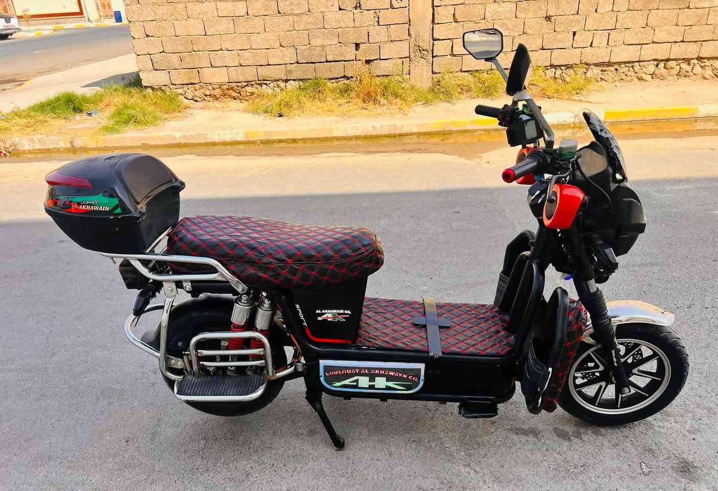 جبلي الاخوين للبيع 
نضافه فول 
6 بطاريات ع الفحص 
جهاز نذار مانع السرقه 
ام بي 3 
السعر 525 وبي مجال
***********
‭***********
