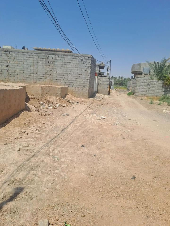 بتلو ركن ٢٠٠ متر مكانه كلش حلو بل كوبات 

وره بيت الخدران سعر مناسب وقرب ع شارع مال 

كوبات كلش ***********
