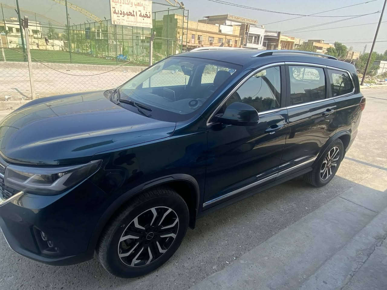 دونج فنج2022
جلد
تحكمات استرين
حساسات خلفية 
كامرة خلفية 
شاشة تحكم
زنون
مانع نزلاق 
قفل سرعة 
سايد بريك ذاتي 
٧ راكب مع صندوق خلفي معزول
سيارة بيهة هواي مواصفات
وسعر حلو ومناسب
ماشية ٧٦ ألف
ومكفولة من الصبغ
وسيارة بسمي
رقم سليمانية جديد دولي
***********
السعر ٢٢ مليون ونص
