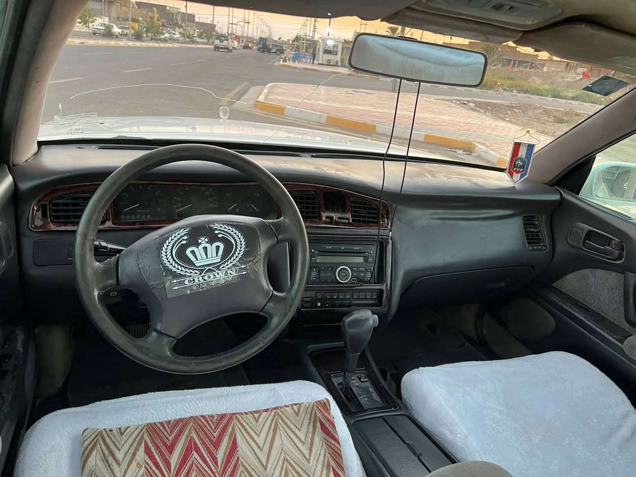 السلام عليكم بطه فصل موديل 95/بسمي رقم انبار انكليزي مشروع وطني سنويه جديده2031 وداخله هزه السياره كفاله عامه عده صبغ جماليه فقط كير مكينه حداديه تبريد كلهن كفاله السعر 60وبيه مجال مكاني واسط الكوت 
***********
