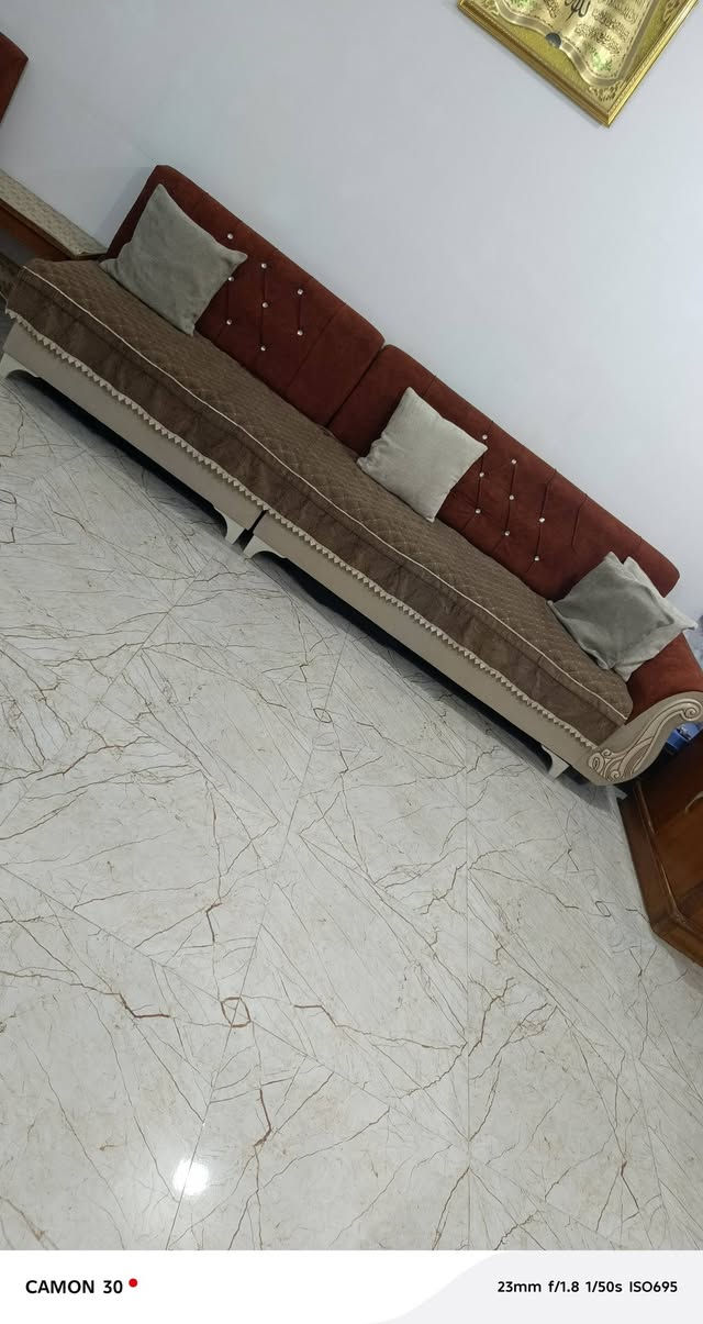 للبيع استعمال قليل ونضيف جدا للاستفسار الاتصال على الرقم ‏‪***********‬‏

نص مكتوب في الصور:
- CAMON 30 23mm f/1.8 1/50s ISO806
- CAMON 30 23mm f/1.8 1/50s ISO695
- CAMON 30 • 23mm f/1.8 1/50s ISO926