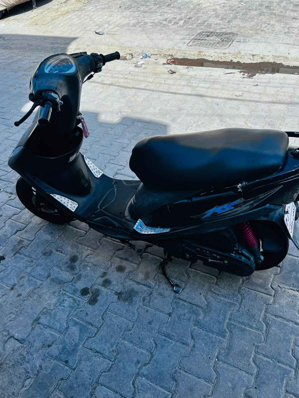 ماكس عدلة للبيع دراجة بلادية مكينة تخبل مامفتوحة عن الحلال والحرام نقصها باتري وكلوبات بجم امامي لباقي كله كامل مكاني بغداد الحرية سعر 650 وبيه مجال ***********واتساب
