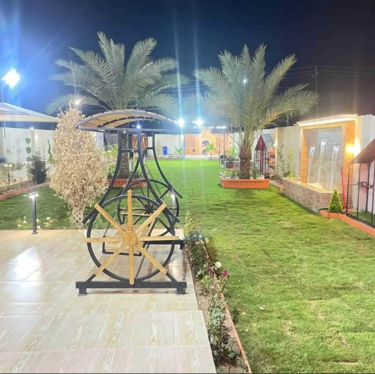 مزرعه توداي
الموقع بلد على شارع عام 
لحجز واستفسار ***********
