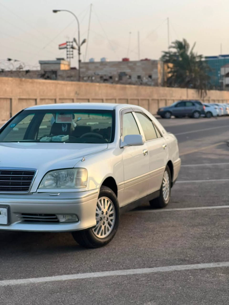 السلام عليكم للبيع ملكة رقم نجف تحويل بأسمي عنواني البصرة كفاله عامة كص نقل جثة ضربه مكفولات تخم تاير جديد ويبكي جديد سنويتها لحد ٢٠٣٠ مواصفات ٤ دكم كشنات ٤ كهربائي تبريد خلفي امامي ثلاجة ستيرن كهربائي عينه ليزريه وهواي مواصفات بعد مكينه cvt٢ ونص بيها تنقيص السعر ١١٥ وبيها مجال للشراي عنواني الأصمعي القديم قرب جامع السهلاني للاستفسار ***********
