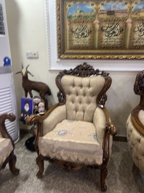 اتخمين  مو تخم واحد لبيع تركي خشب زان مصري اصلي نضافه ميه ب ميه رجاءً لي مايعرف سعره لايتصل ***********مكاني بغداد الغزاليه
