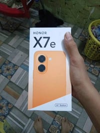 هونر إكس 7e  ذاكرته 256 بطاريه ١٠٠ مستخدم ١١ يوم ملحقات كامله بطاريه 3...