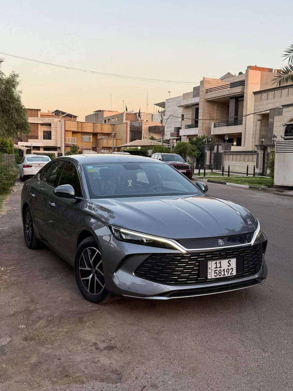 للبيع كن l
2025 فول مواصفات بطارية 120 بنوراما
السيارة مكفولة بية بارد شبر بال جاملغ الامامي 
ماشية 21000 
مكان السيارة بغداد الغزالية 
السعر 26 مليون
***********
