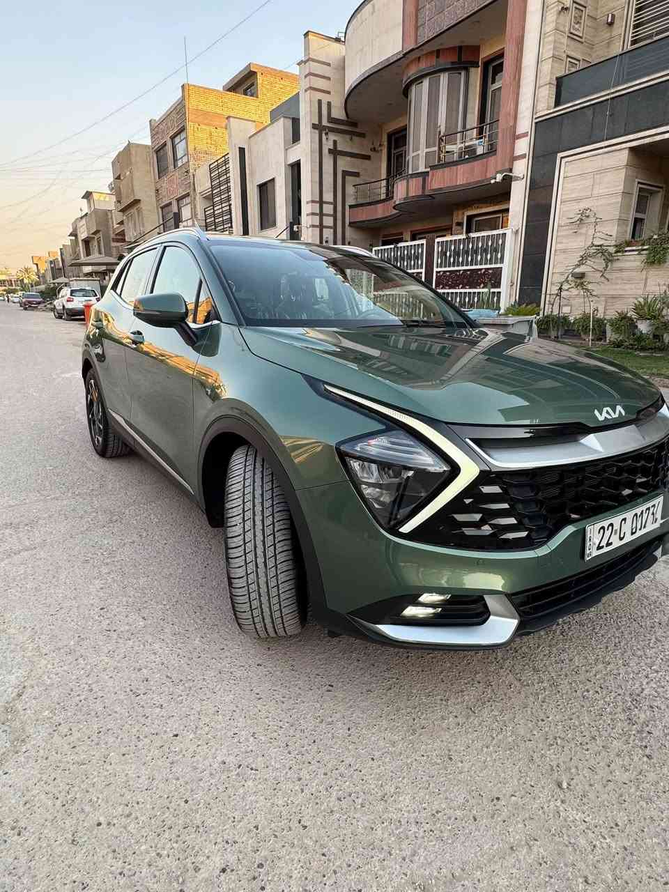 اخوان كيا سبورتج 2024 خليجي فول 1/1 عدا بلوراما ماشية 29 ألف مكفولة من صبغ وتفتح و بارد و تبديل ع وضع شركة لونً مميز زيتوني
4 وضعيات قيادة 
بصمة تشغيل 
كشتات هيتر 
كشنات كهرباء 2
رادارات امامي وجاني وخلفي 
قطعتين تبريد
أستريد هيتر 
باب صندوق كهرباء 
تشغيل عن بعد 
ويل جبير 
شفتات استيرن 
وبعد بيها اهواي موصفات رقم أربيل 
عنوان بغداد الرصافة حي البنوك 

***********
