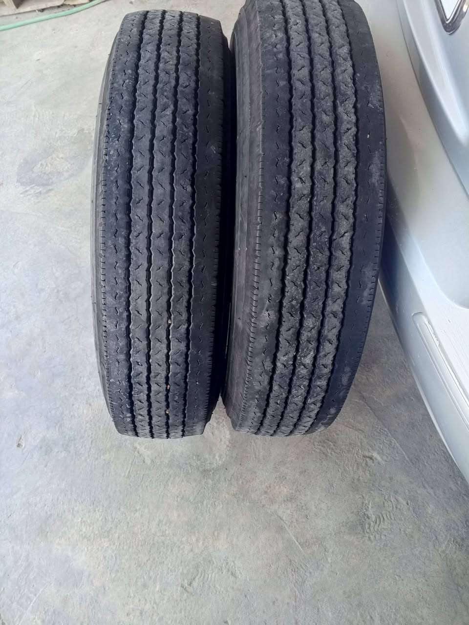السلام عليكم 🤚
زوج تاير كنتر امامي نظافة فول.. 17/5×8/5 
كما موضح بالصورة  /ديالى دلي عباس 
***********
