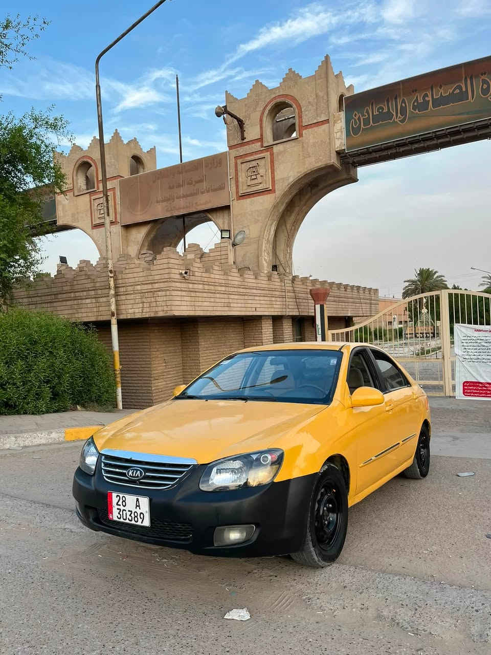 السلام عليكم سبكترا للبيع 2008 وارد أمريكي محرك 2000 السياره جاهزه مكينه خير من الله كير حداديه تخم تاير كله جديد حادث الجاملغ الأمامي بدون دواخل مكاني حله نادر الاولى *********** 
السعر 60
