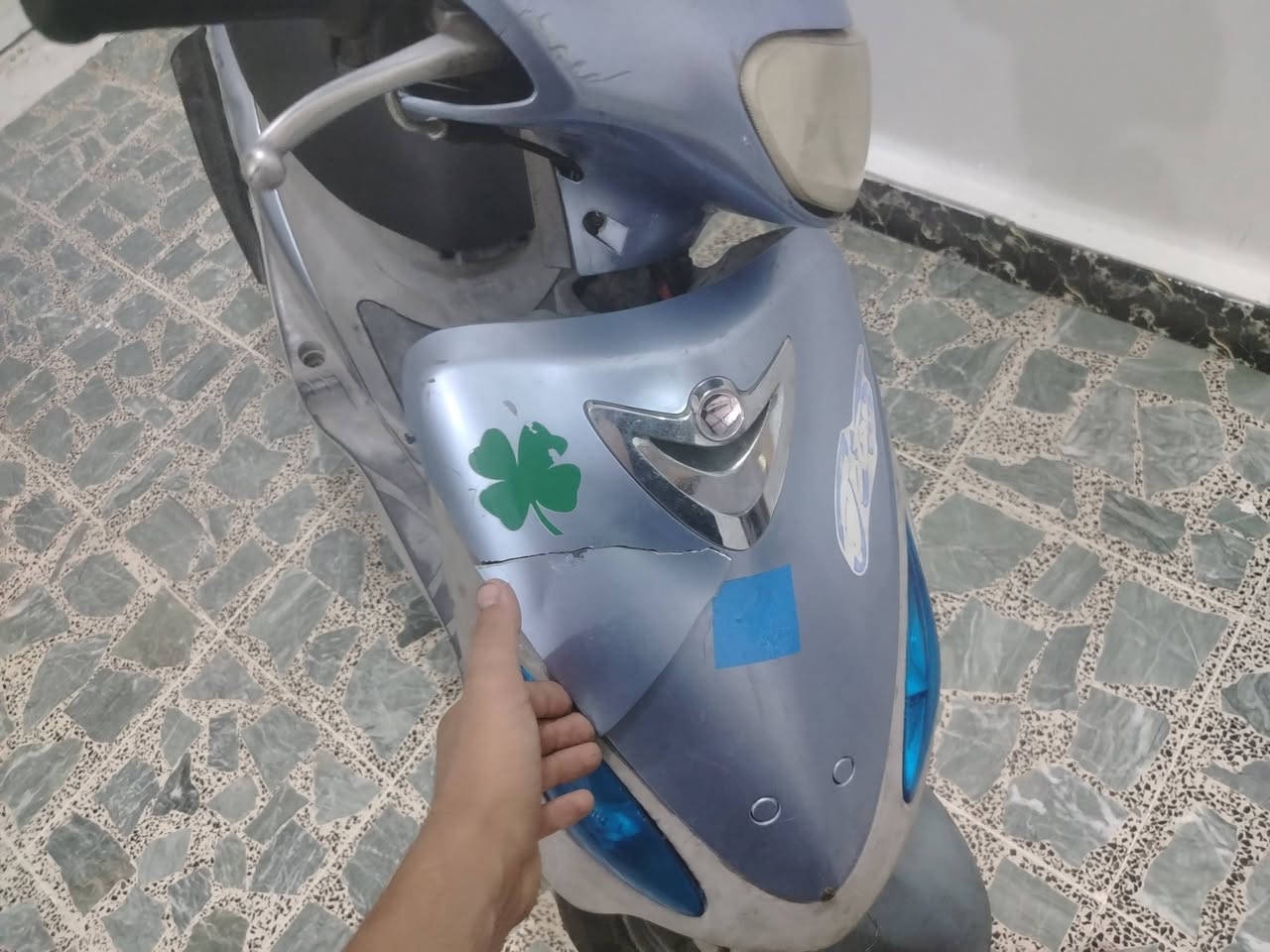 السلام عليكم ورحمة الله وبركاته ماكس منغولي للبيع الدراجه الصبح نكره ولا تدخين وتنقيص الدراجه كامله شلعه معدل السعر ٤٥٠ وبيه مجال بيه هذه الكسر وكعت عليه دراجه واكسر البجم بس المكاني بغداد الجديده يم الملجه ***********
