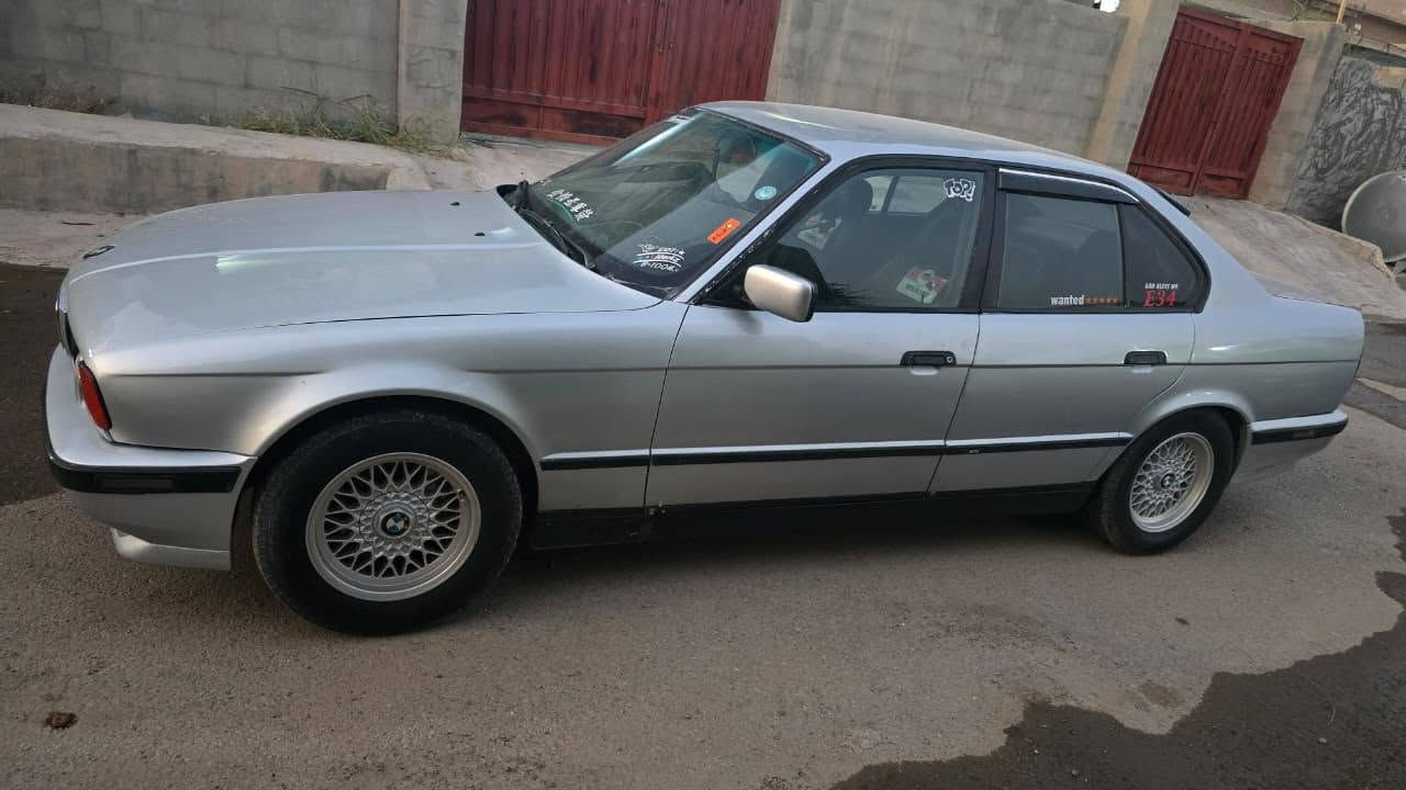بي ام 
رقم دولي سنويه جديده
محرك مكفول 
كير مكفول 
تحويل مباشر 
صلاح الدين/الأسحاقي 
السعر 50وبيهه مجال
‏‪***********‬‏
