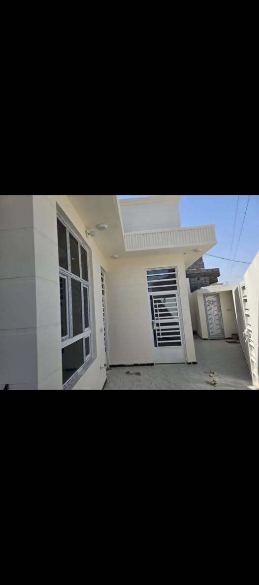 بيت للبيع بحي ذويب الثاني قرب اسواق توشه مساحه 130 متر الواجهيه 13 متر ونزال 10 كامل مكمل ماناقصه شي السند 25 طابو زراعي بي غرفتين نوم
                السعر 45 وبي مجال 
     *********** / *********** بيع فقط
           اعتذر عن بيع بالقسط او مراوس
