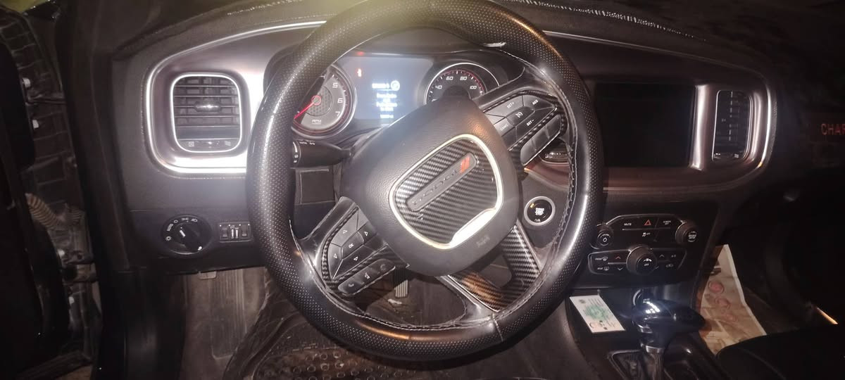 تشارجر SXT • ٢٠١٧ • حادث أمامي يسار