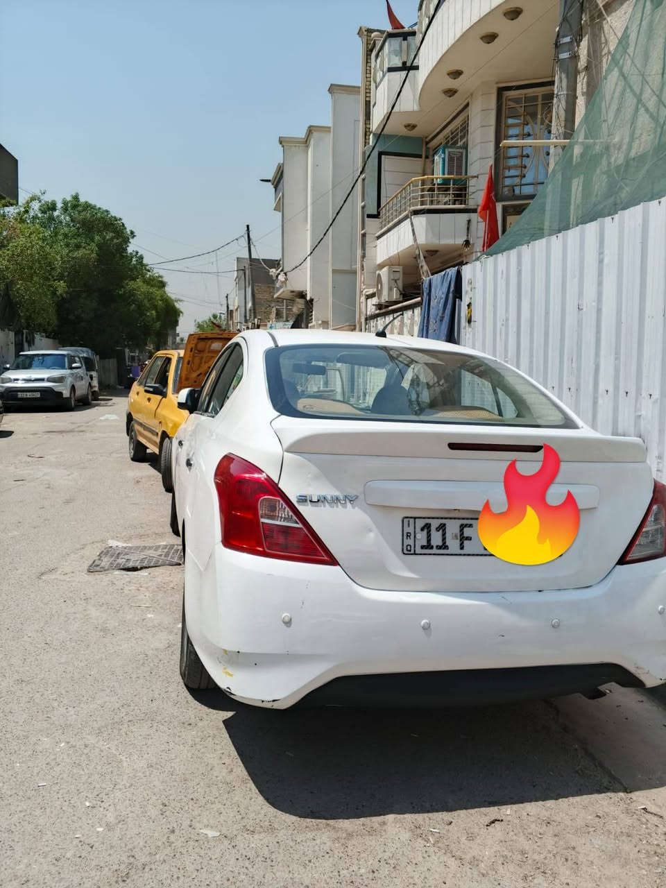 سلام عليكم سياره نيسان سني هندي موديل ٢٠١٩ سياره باسمنا بيها جاملغ امامي اليمنى مبدل وجنطه بارد ودخات بسيطه كلش السعر ٩١ الاتصال ***********
