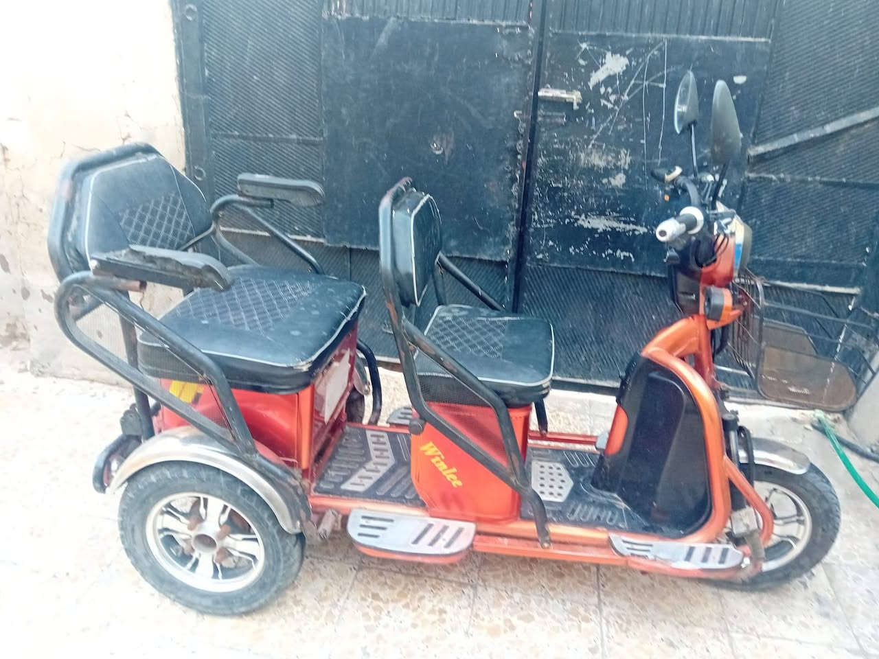 درجة شحن للبيع نظيفه مثل ماواضح بالصوره شغاله مابيه اي عطل 3 تايرات السعر 400وبيه مجال المكان الحسينيه الراشديه للتواصل ع الرقم *********** والواتساب موجود
